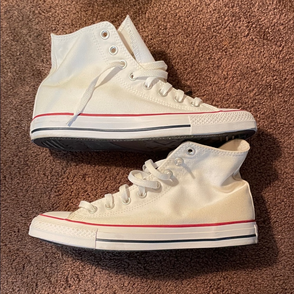 Stylish White High-Top Women's Sneakers